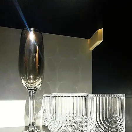 Elumen I Near Cathedral & Bernardine Park Appartement