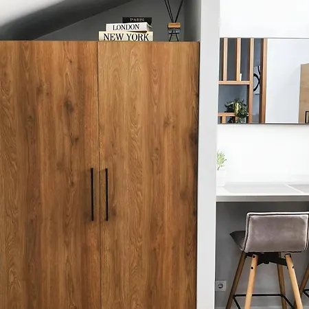 Elumen I Near Cathedral & Bernardine Park Апартаменти Вільнюс
