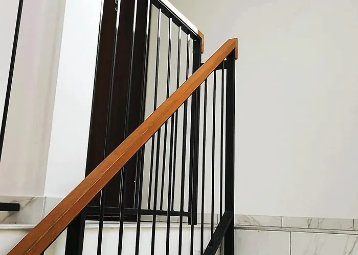 Elumen I Near Cathedral & Bernardine Park Apartman